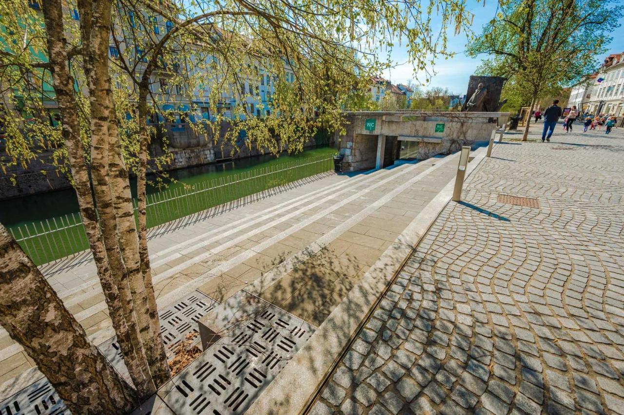 Hostel Hospitality House - H H H Ljubljana Exterior photo